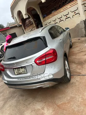 Mercedes-Benz CLA-Class 2015 Silver