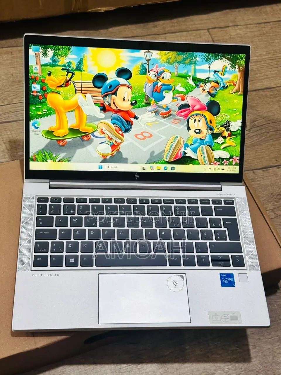 New Laptop HP EliteBook 830 G8 16GB Intel Core i5 SSD 512GB