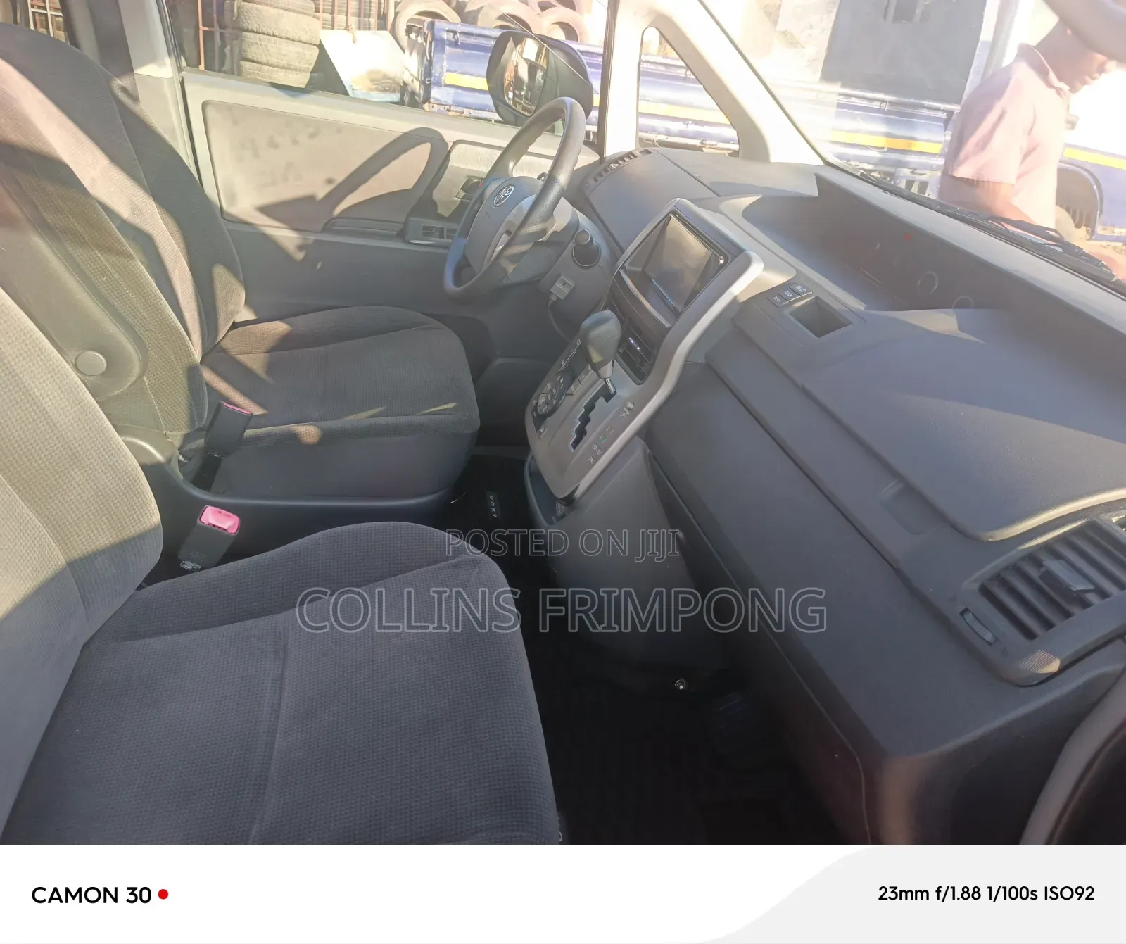 Toyota Voxy 2009 Brown
