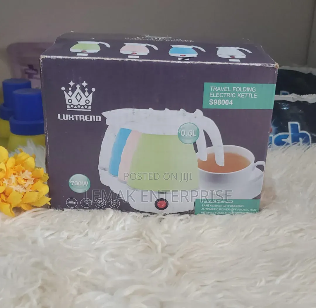 Luxntrend Travel Folding Electric Kettle .