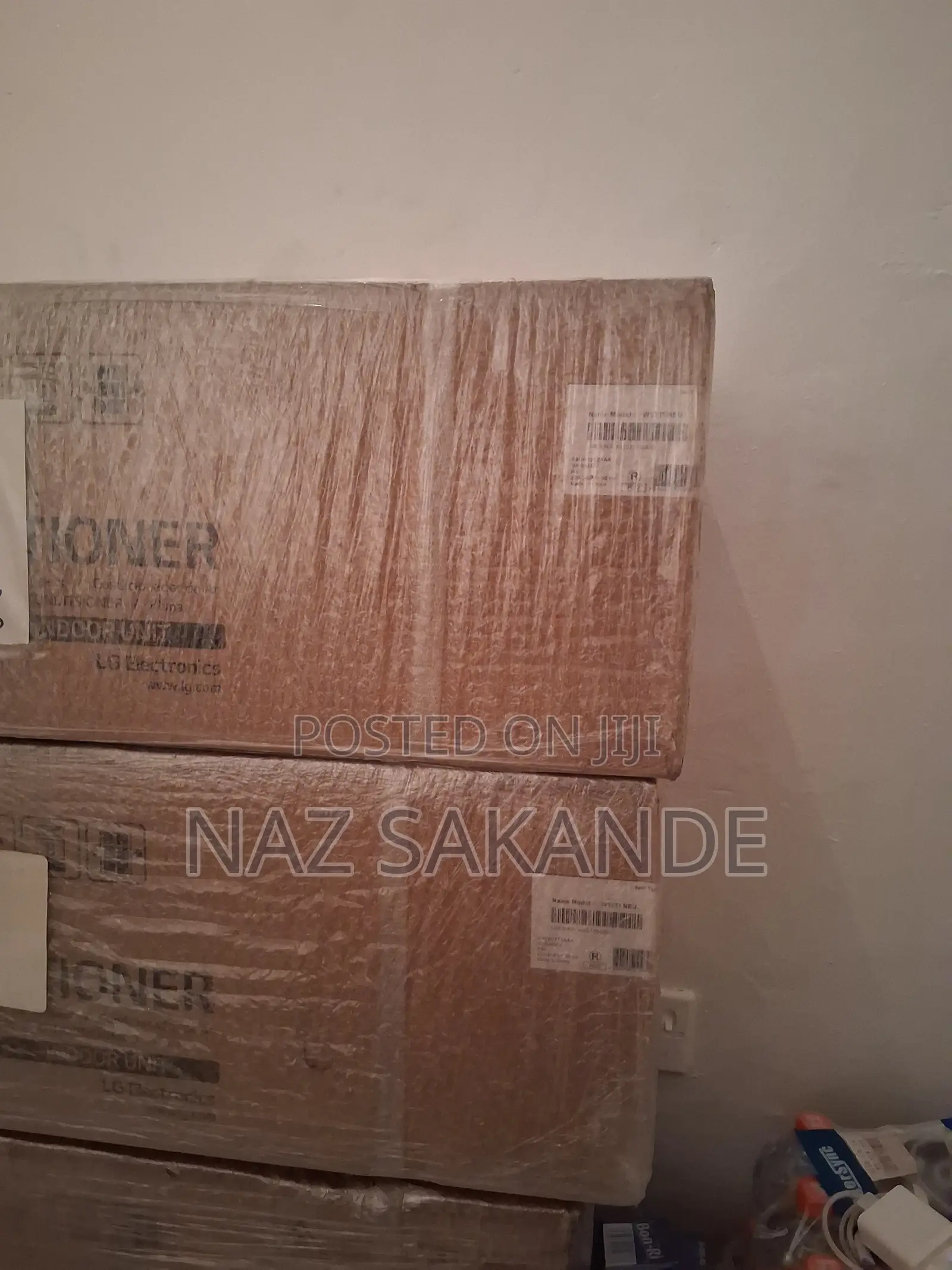 2x LG Inverter Airconditon EUROPEAN Model . 1.5hp