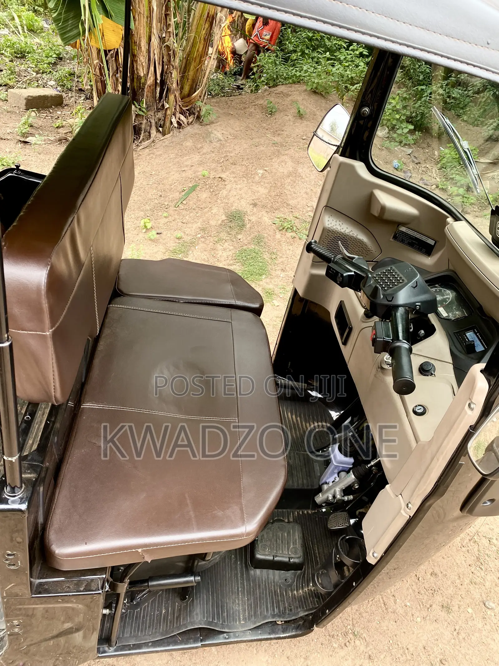Bajaj RE 2026 Black