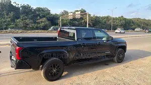 Toyota Tacoma 2025 Black
