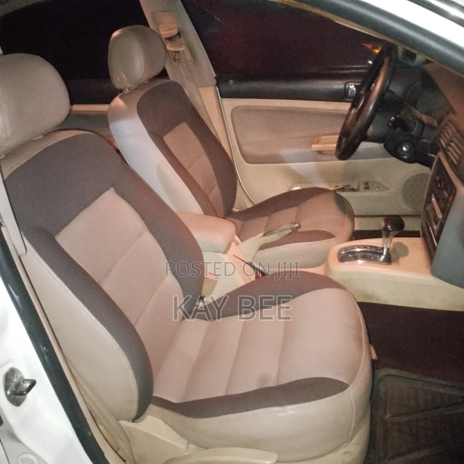 Volkswagen Passat 2003 White