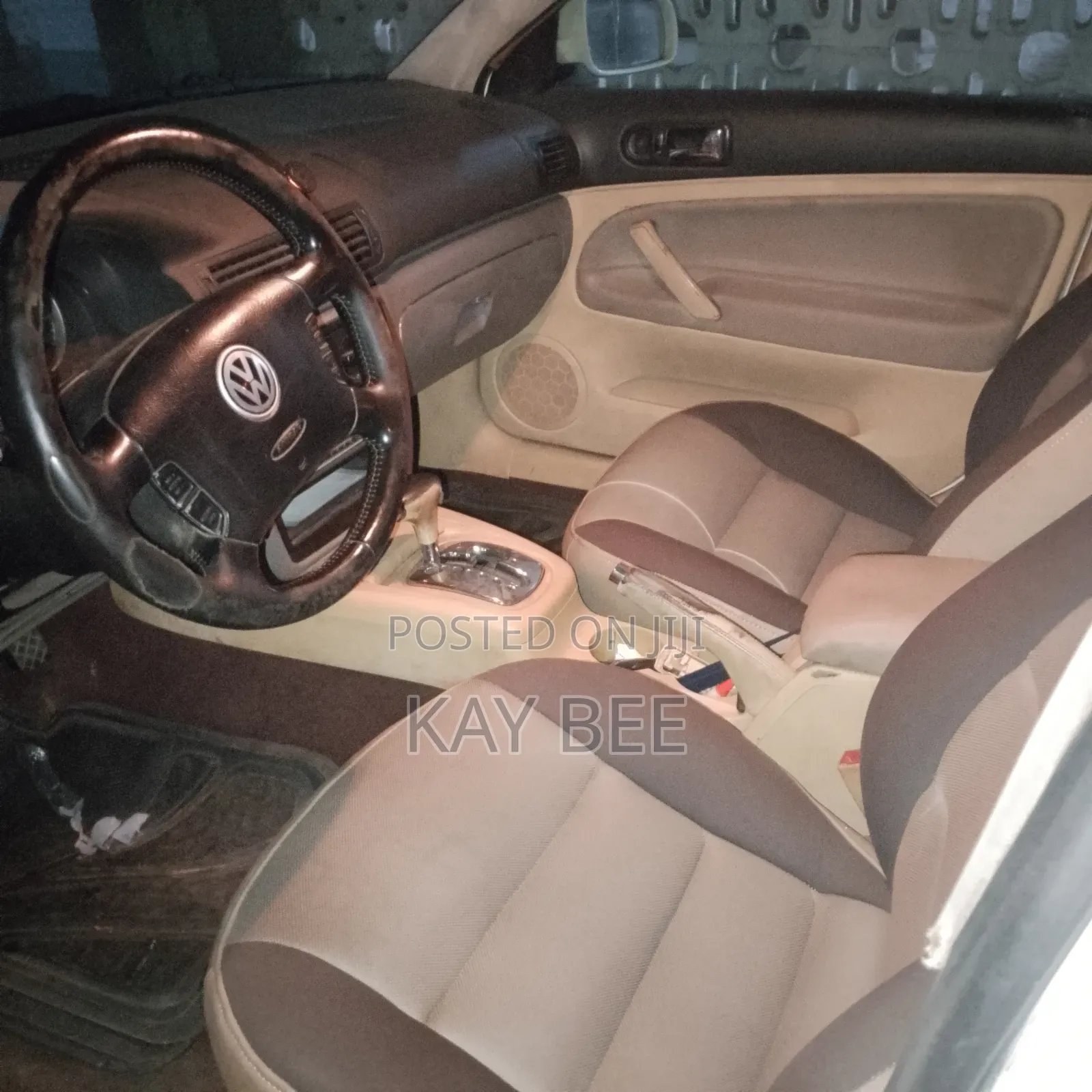 Volkswagen Passat 2003 White