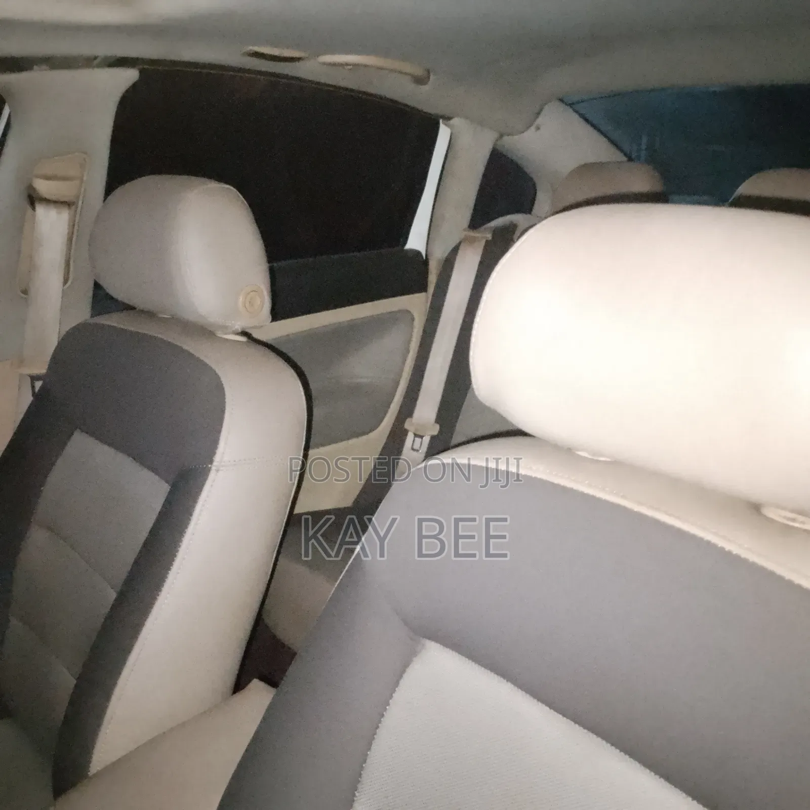 Volkswagen Passat 2003 White