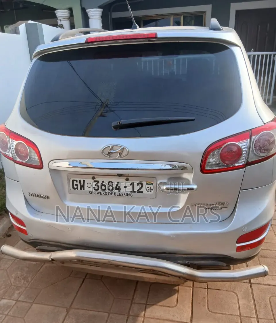 Hyundai Santa Fe Limited 2012 Silver