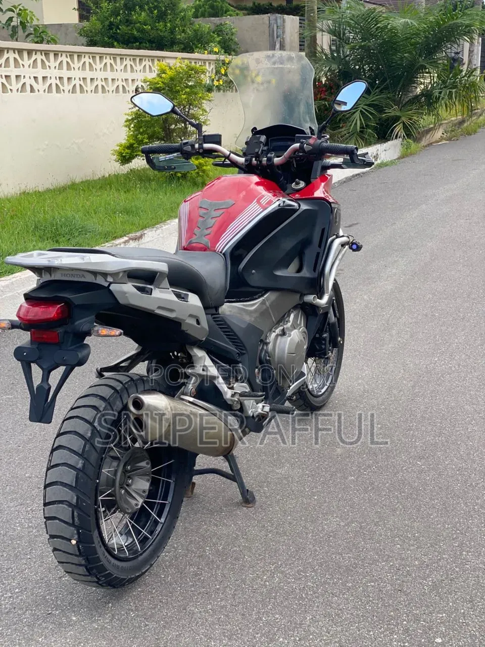 Honda 2024 Red