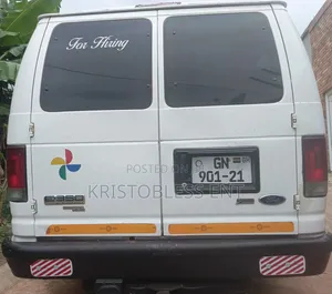 Ford E350 2014 Red