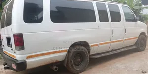 Ford E350 2014 Red