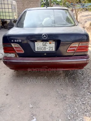 Mercedes-Benz E320 2002