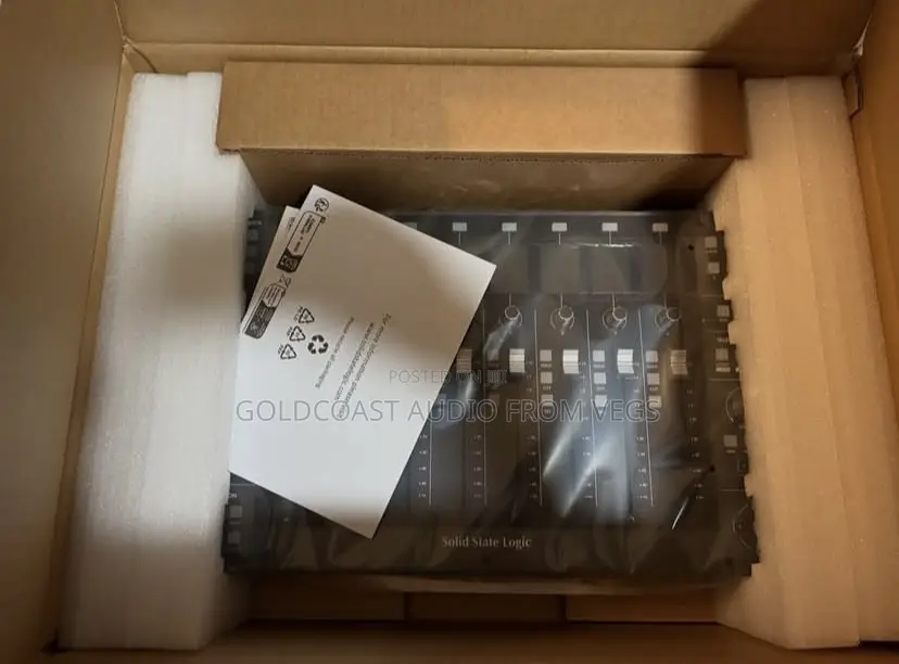 Solid State Logic UF8 Advanced DAW Controller