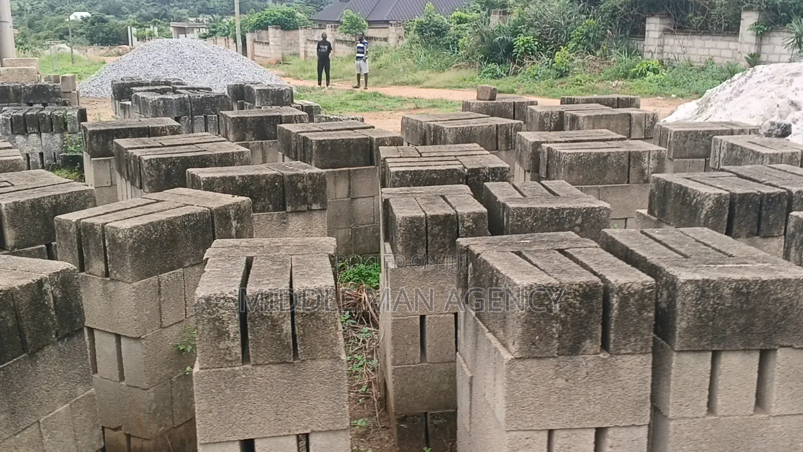 6bdrm House in Middle Man Agency, Ejisu-Juaben Municipal for sale