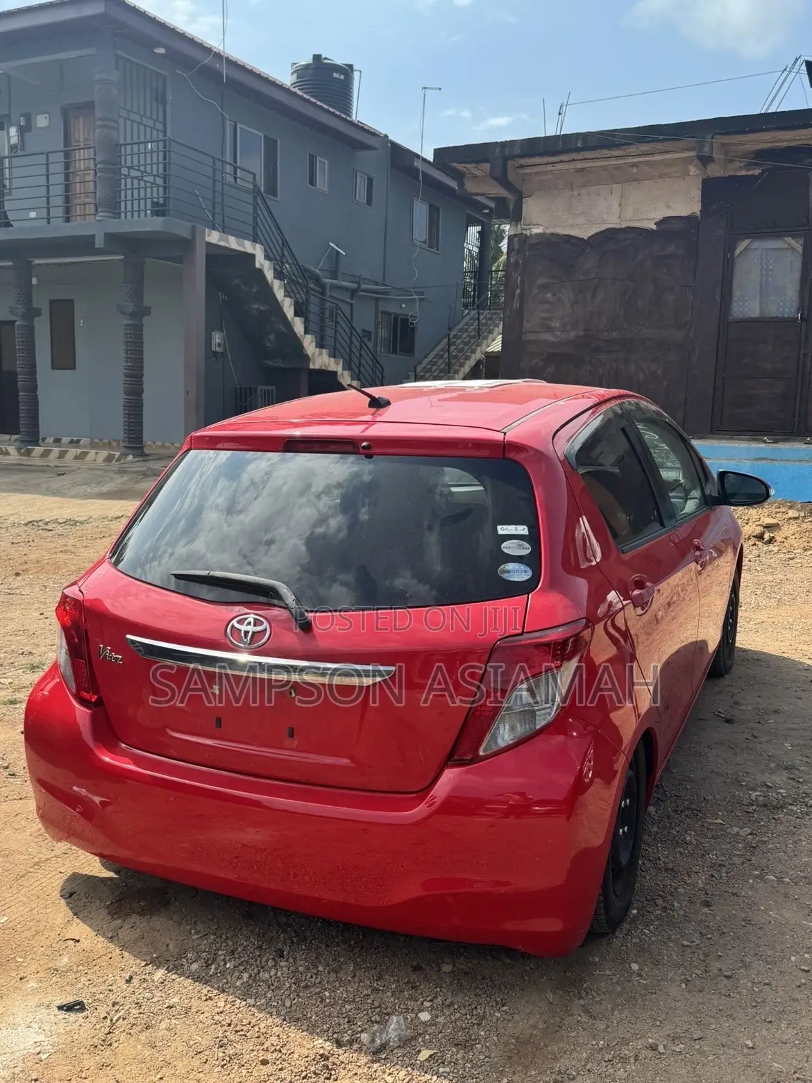 Toyota Vitz 1.3 AWD 3dr 2013 Red