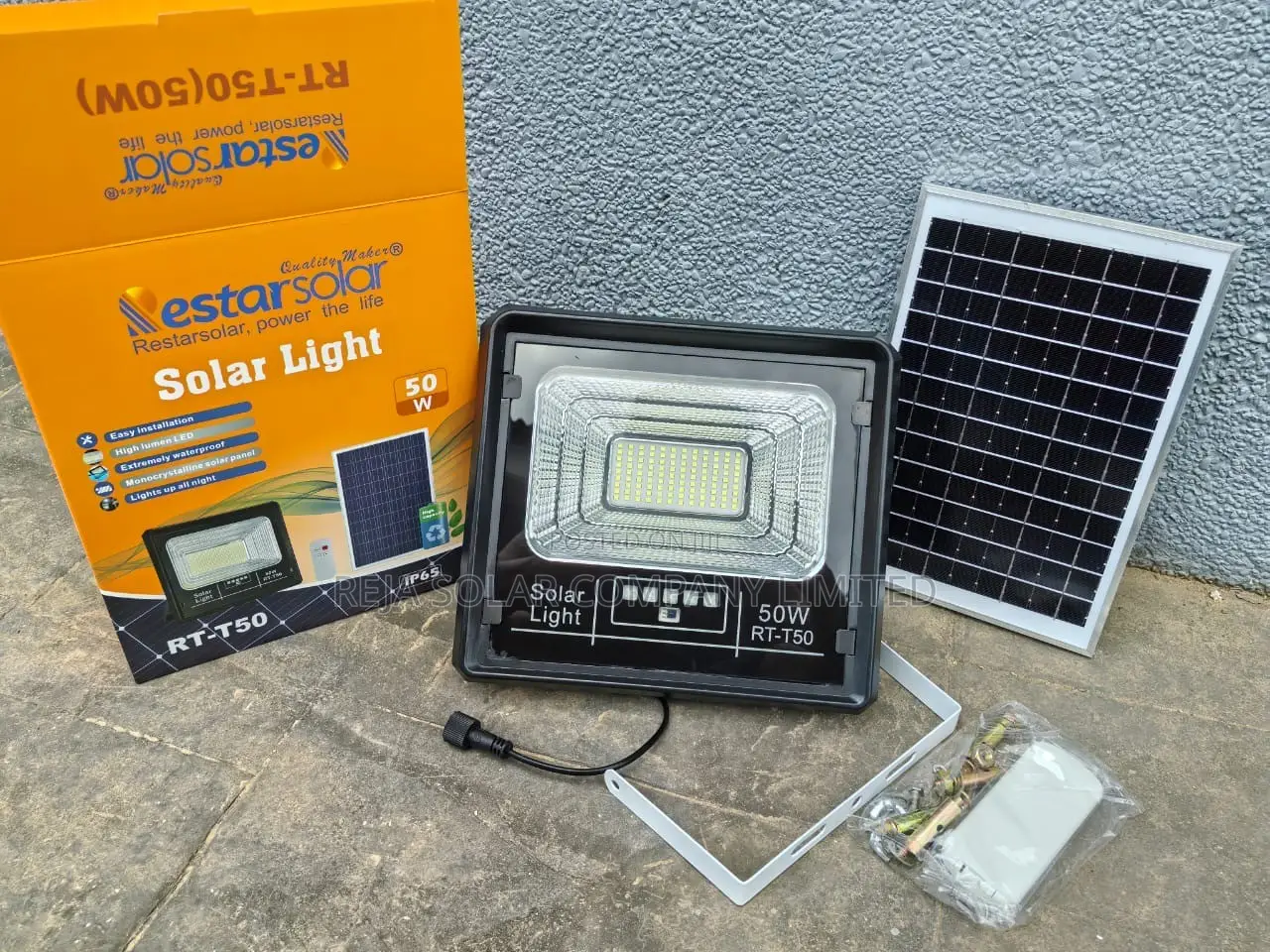 Solar Flood Lights Available in Different Wattages