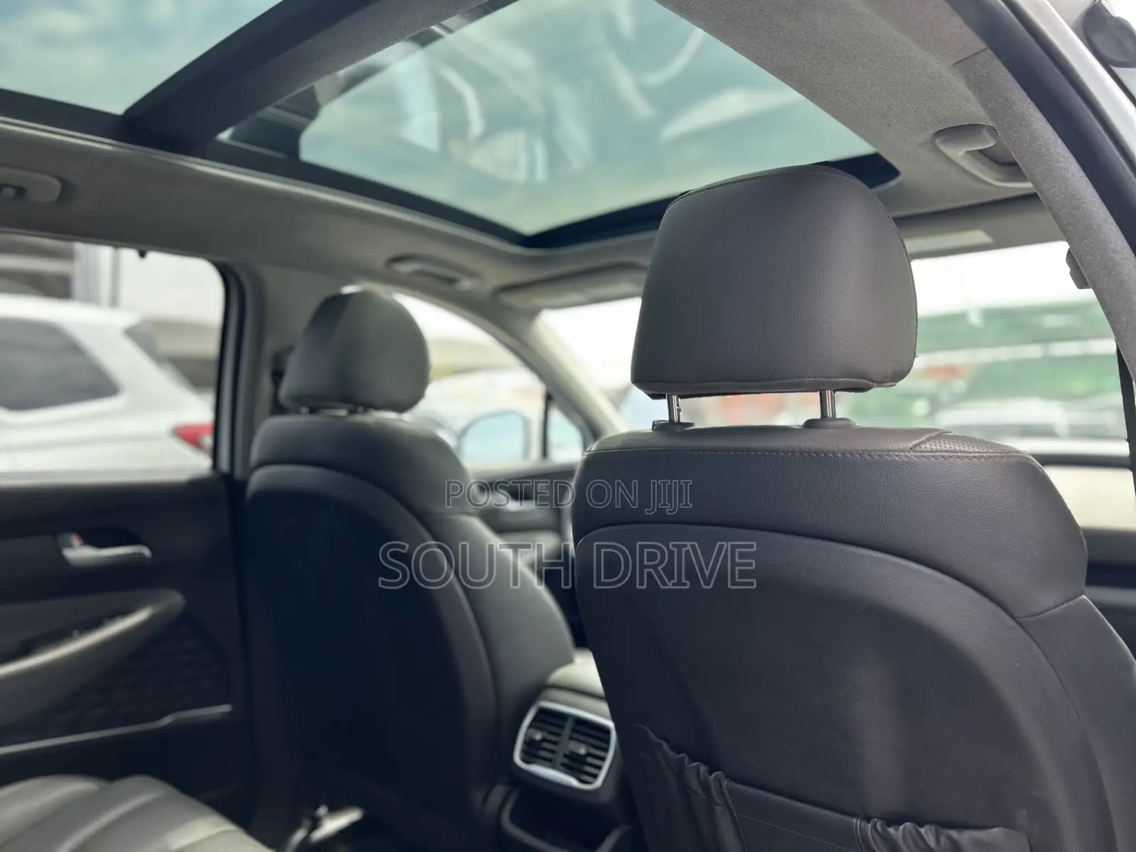 Hyundai Santa Fe 2021 White