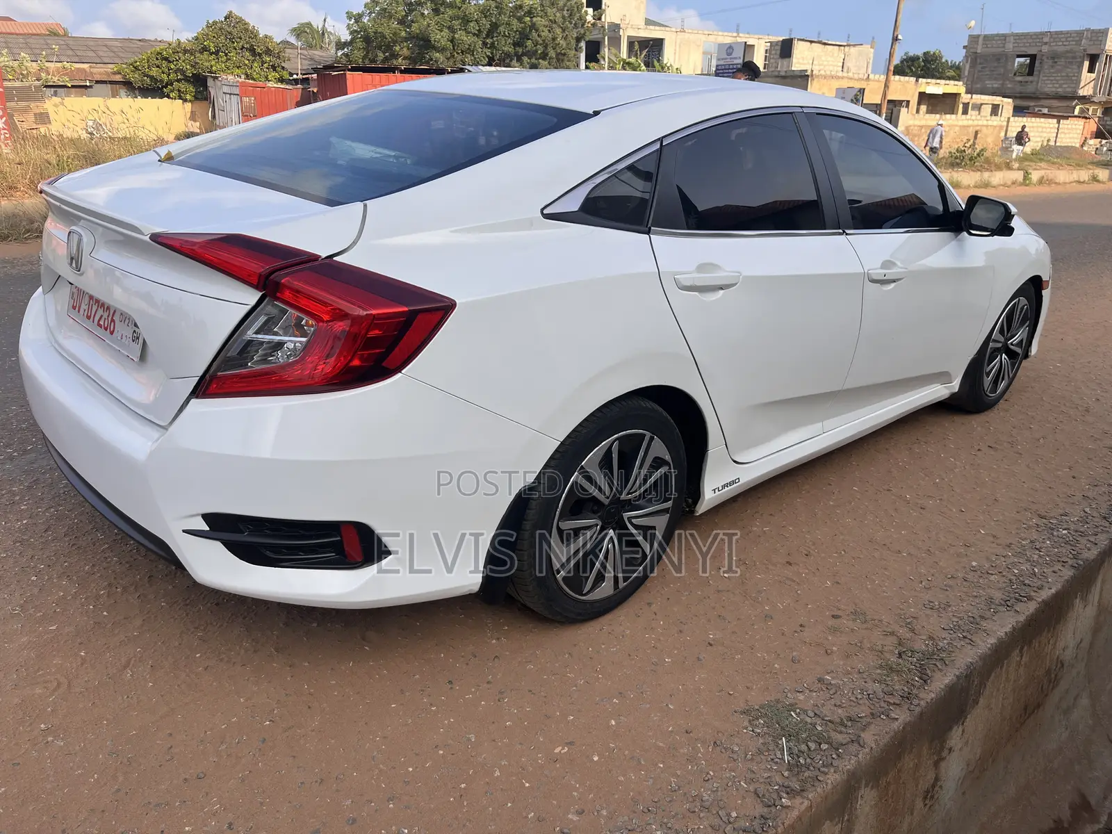 Honda Civic EX-T 2dr Coupe (1.5L 4cyl) 2016 White