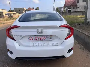 Honda Civic EX-T 2dr Coupe (1.5L 4cyl) 2016 White