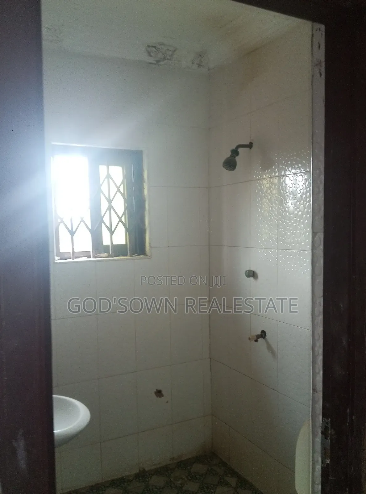 2bdrm Apartment in Adade, Kasoa for rent