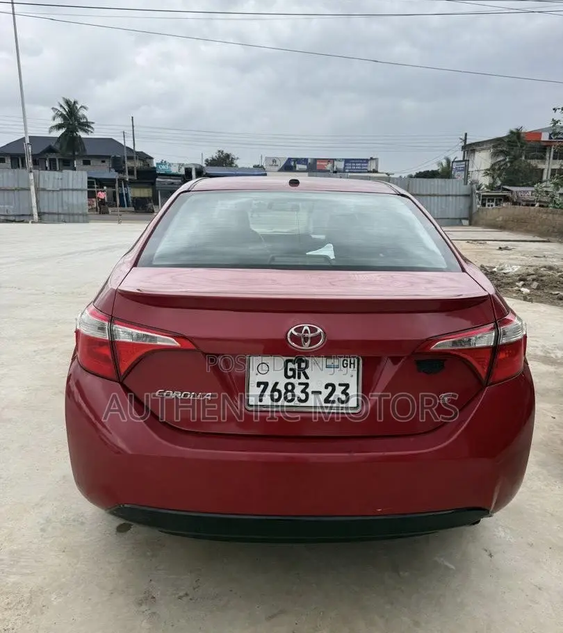 Toyota Corolla SE Special Edition 4dr Sedan (1.8L 4cyl CVT) 2017 Red