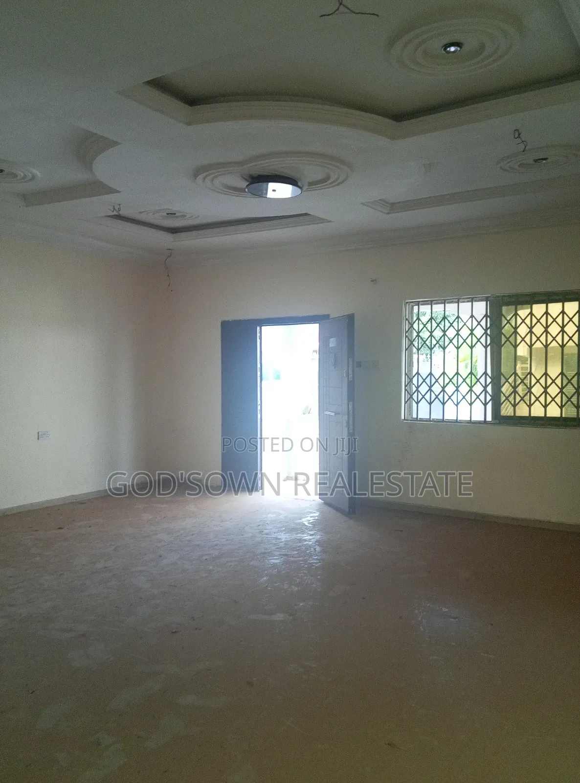 3bdrm Apartment in Obom Road, Kasoa for rent