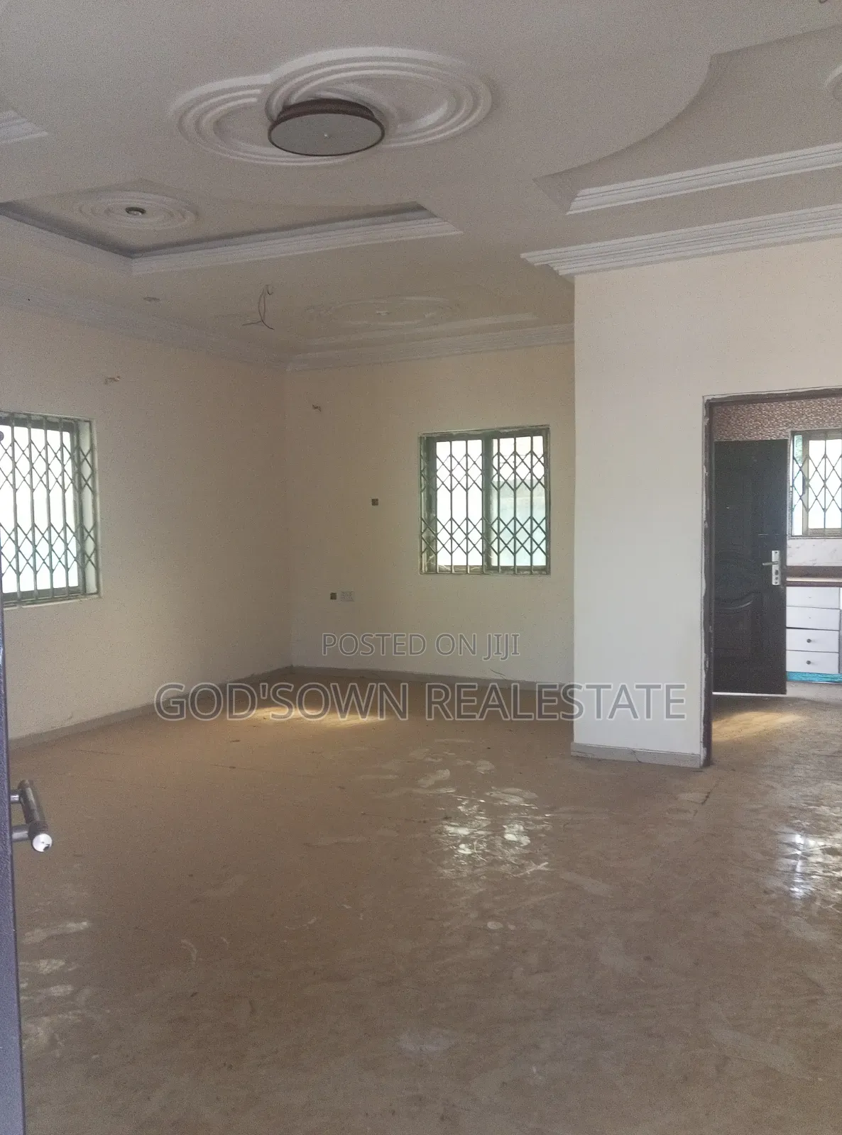 3bdrm Apartment in Obom Road, Kasoa for rent