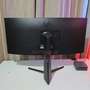 LG 34” UltraGear Curved Gaming Monitor