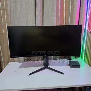 LG 34” UltraGear Curved Gaming Monitor