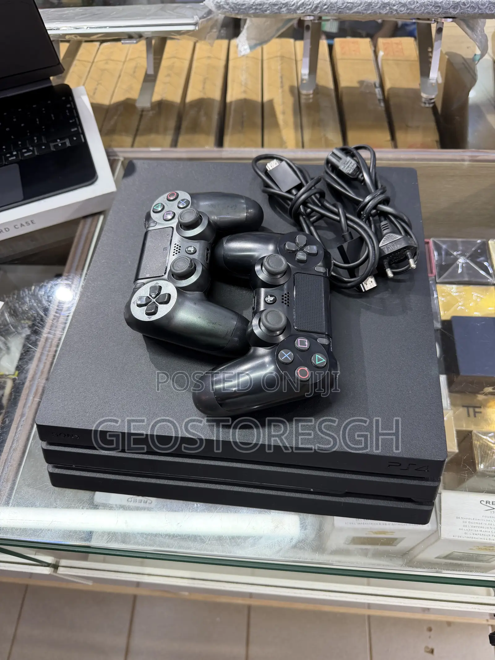 Ps4 Pro 1tb With 2 Controllers + 2 Latest Games