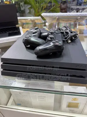 Ps4 Pro 1tb With 2 Controllers + 2 Latest Games