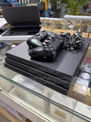 Ps4 Pro 1tb With 2 Controllers + 2 Latest Games