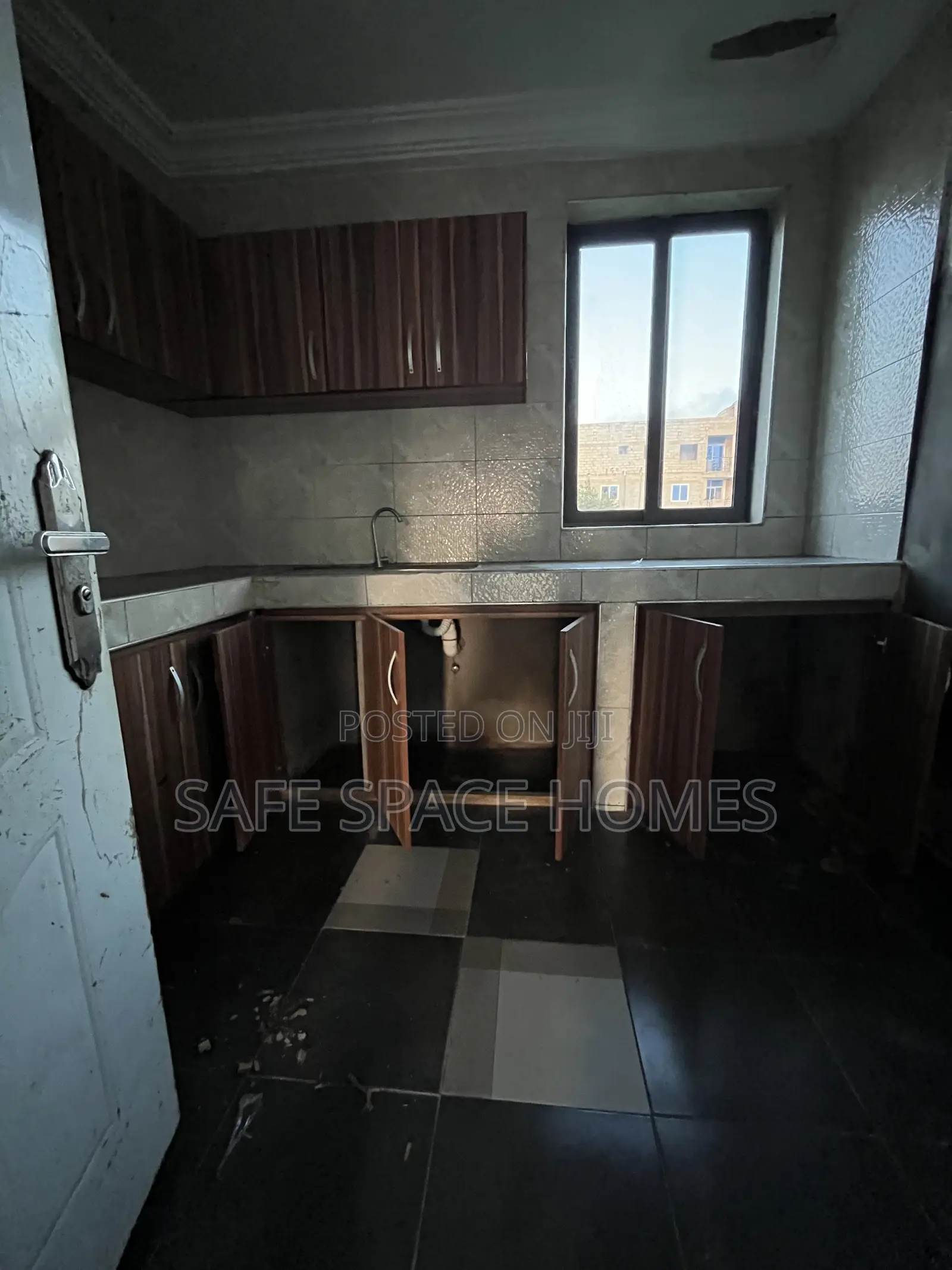 1bdrm Apartment in Tseaddo for rent