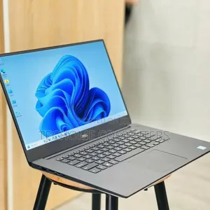 Laptop Dell Precision 5530 16GB Intel Core i7 SSD 512GB