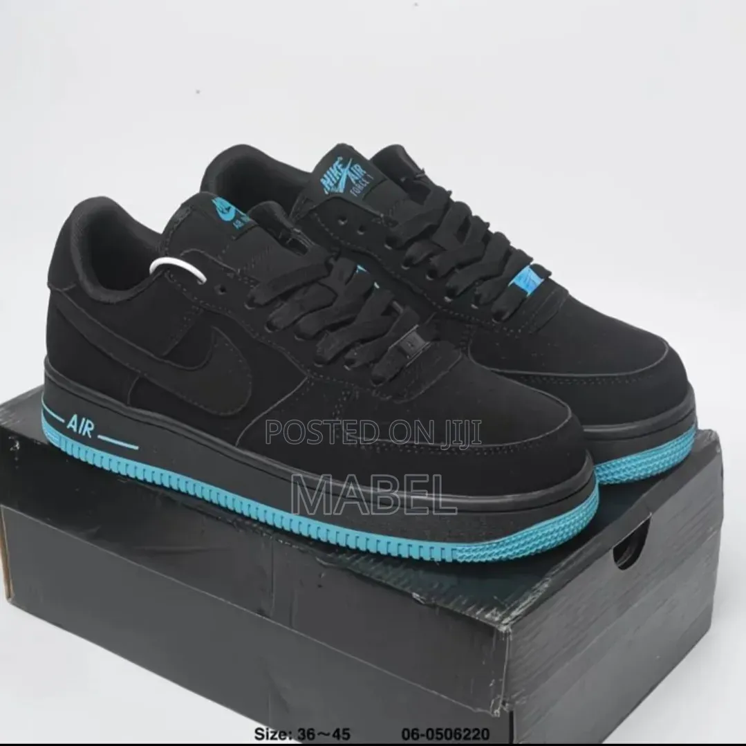 Nike Air Force 1