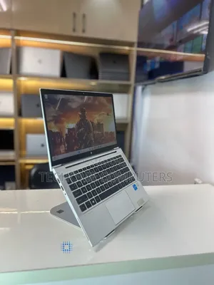 Laptop HP EliteBook 830 G8 8GB Intel Core i5 SSD 256GB