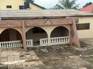 6bdrm House in Last Stop for sale