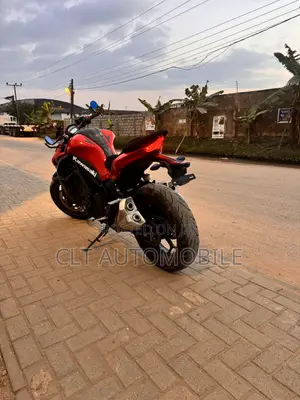 Kawasaki Z400 2020 Red