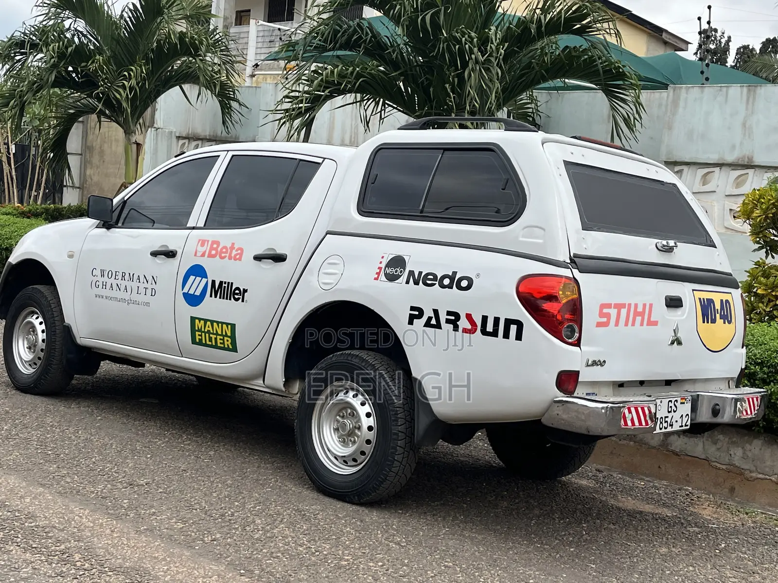 Mitsubishi L200 Double Cab 2.5 136hp 4WD 2012 White
