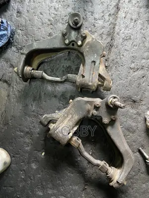 Toyota Comota Upper Arm /Upper Control Arm