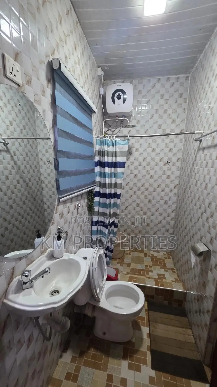 Furnished 1bdrm Apartment in Lake-Side, for rent