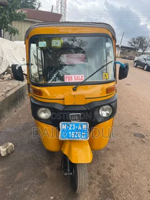 Bajaj RE 2024 Yellow