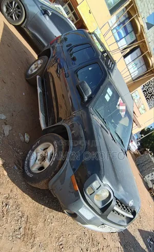 Nissan Xterra 2004 Black