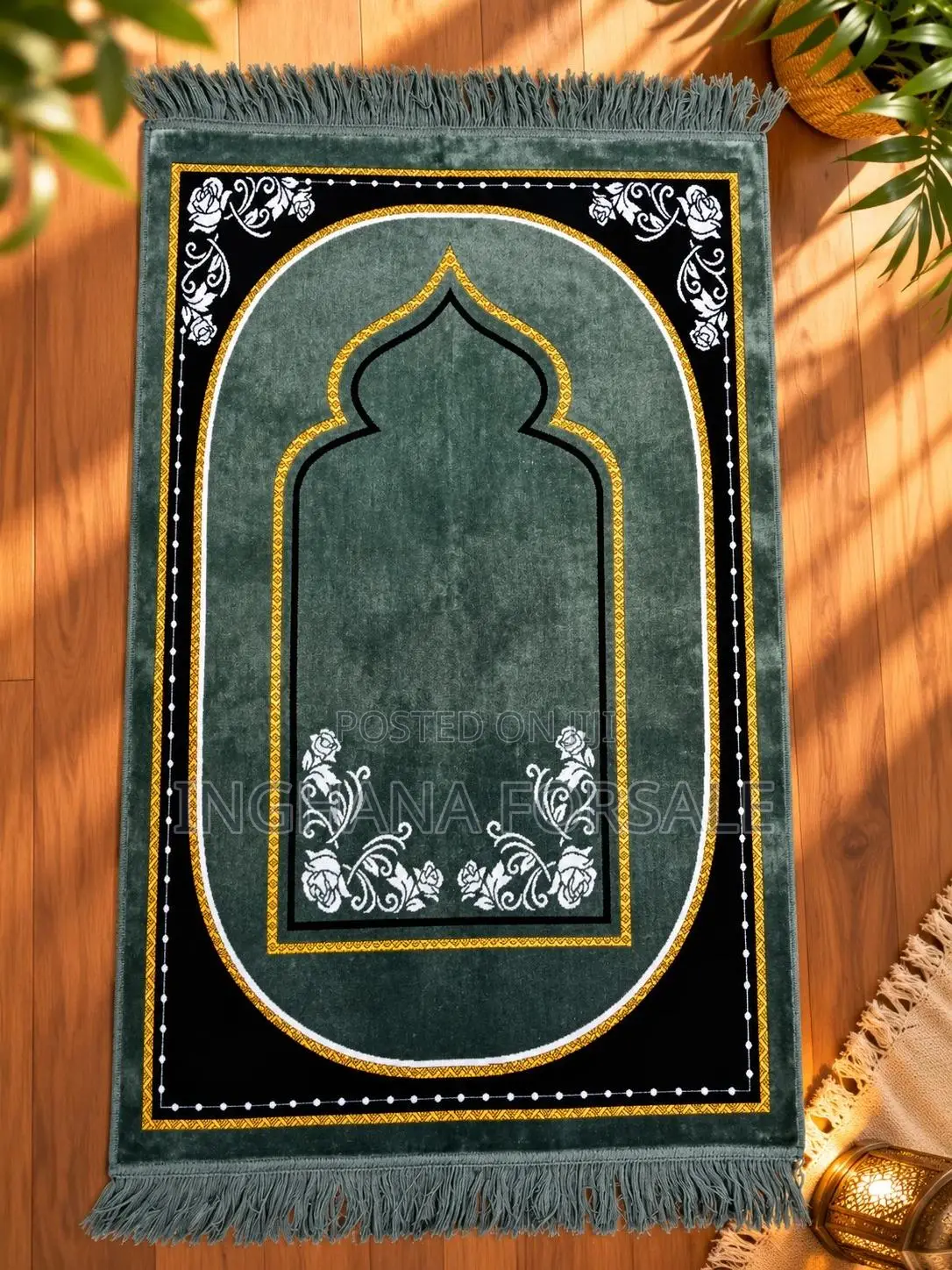 Prayer Mat, Rug, Praying Carpet. Turkish Sajada