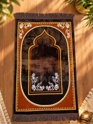 Prayer Mat, Rug, Praying Carpet. Turkish Sajada