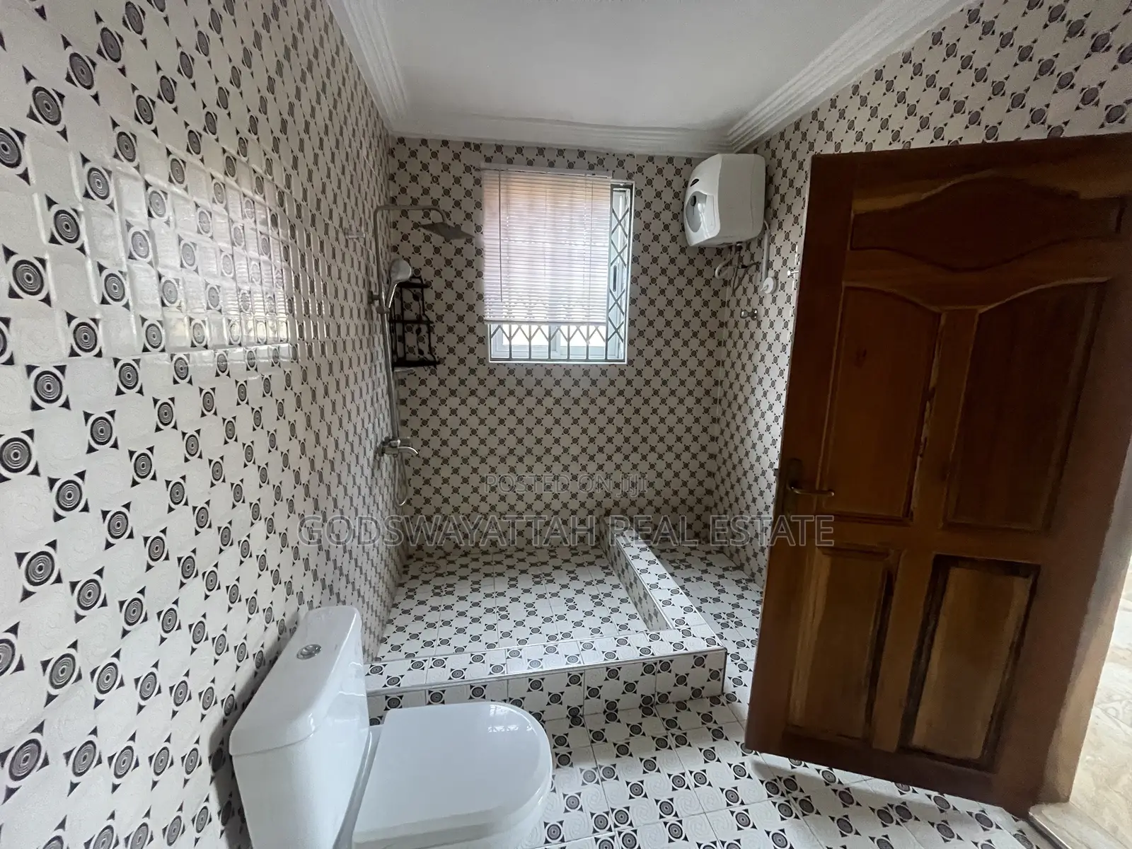 3bdrm Apartment in East Legon, Adjiriganor for rent
