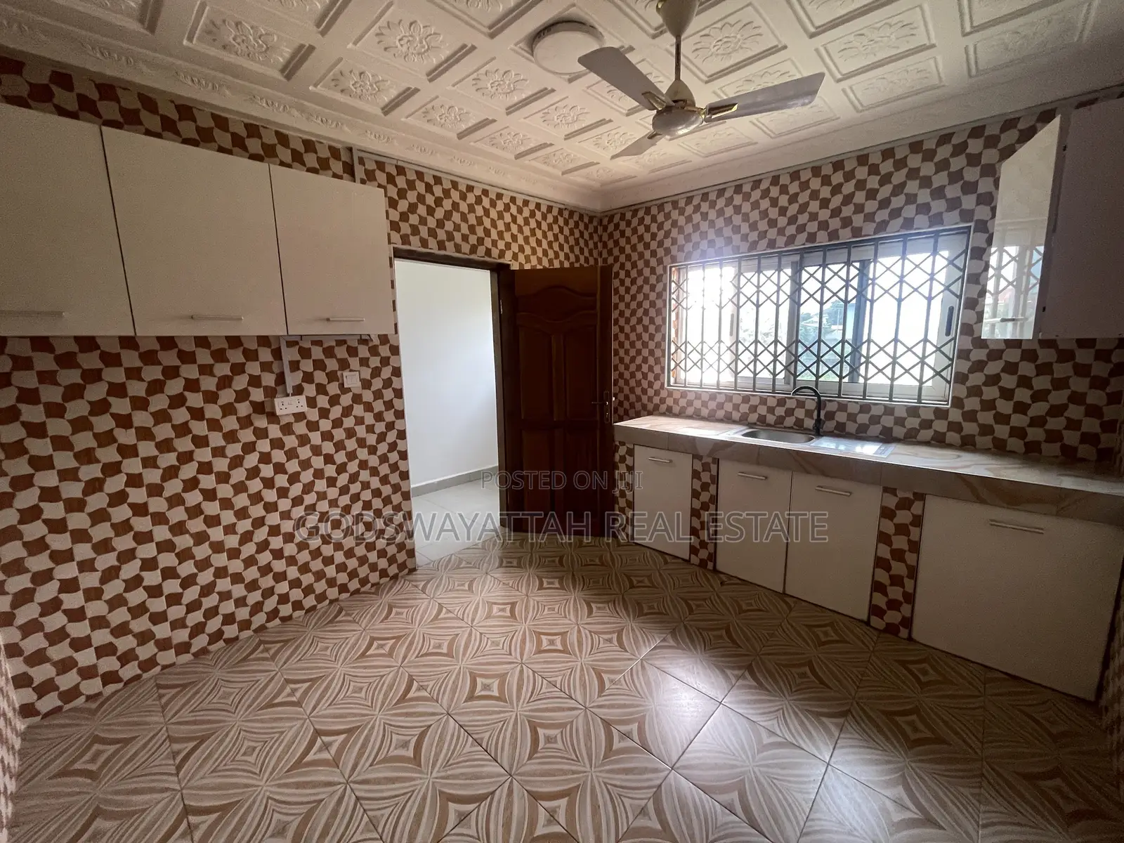 3bdrm Apartment in East Legon, Adjiriganor for rent