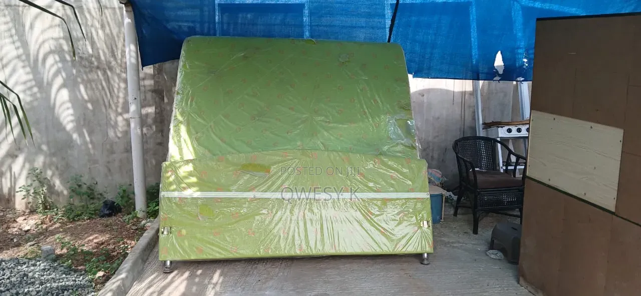 Used Queen Size Bed