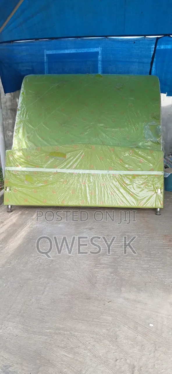 Used Queen Size Bed