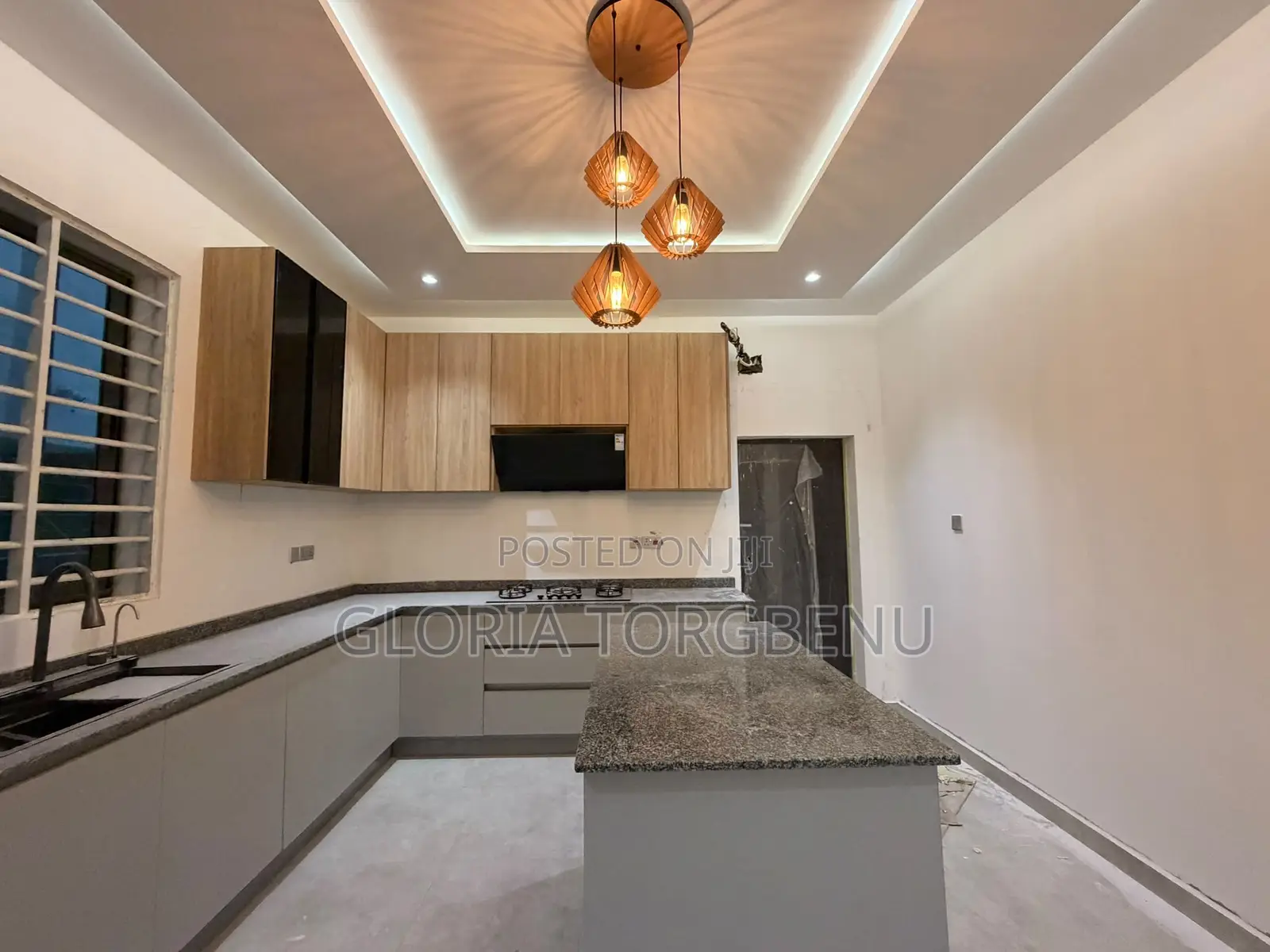 4bdrm House in Ashaley Botwe for sale