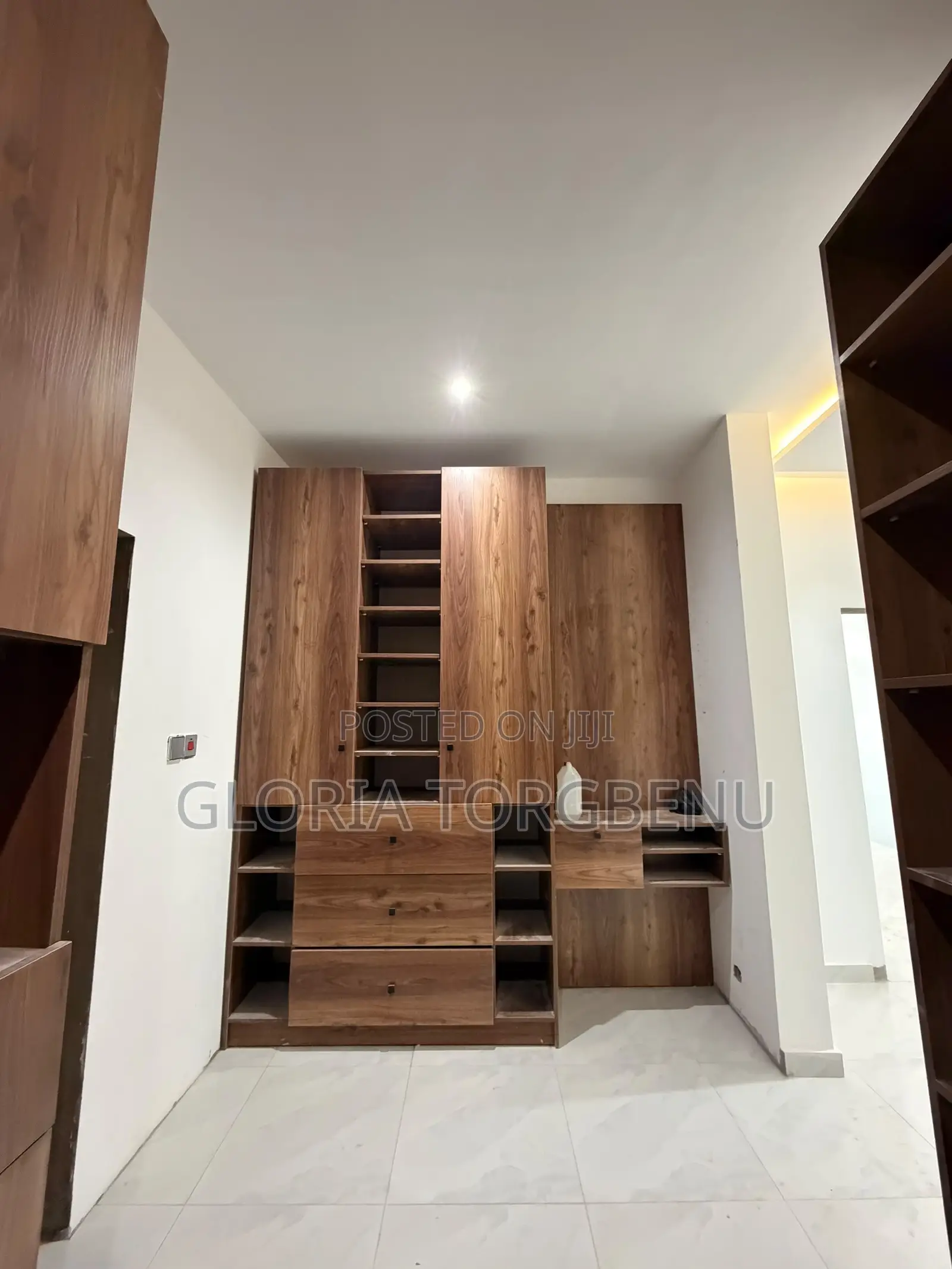 4bdrm House in Ashaley Botwe for sale